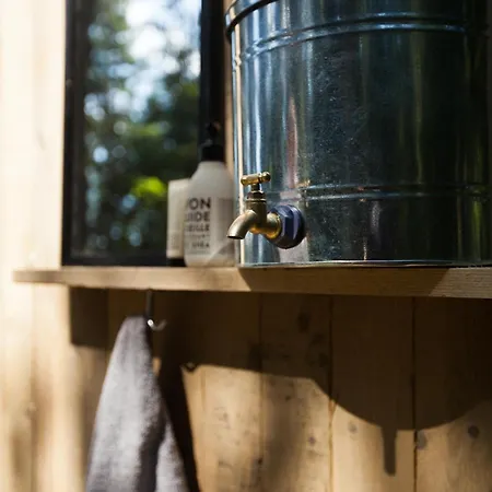 Glamping - A Living Overlooking The Ocean Luksustelt *