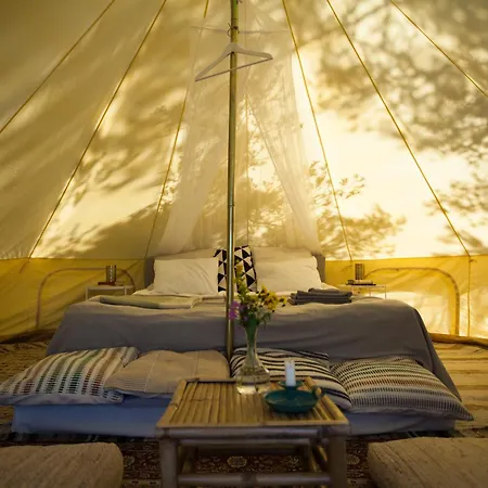 Luksustelt Glamping - A Living Overlooking The Ocean