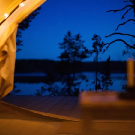 Glamping - A Living Overlooking The Ocean Luksustelt *