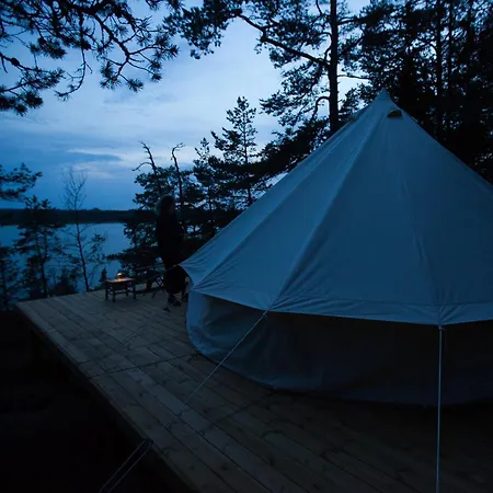 Роскошный шатер Glamping - A Living Overlooking The Ocean
