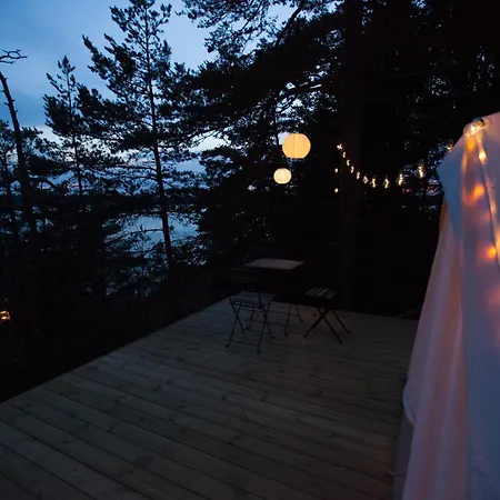 Glamping - A Living Overlooking The Ocean Luksustelt